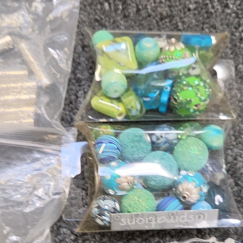 Mixed Bead and Crystal Jewelry Supply Lot - Turquoise, Aqua, Gold, Iridescent - Picture 9 of 16